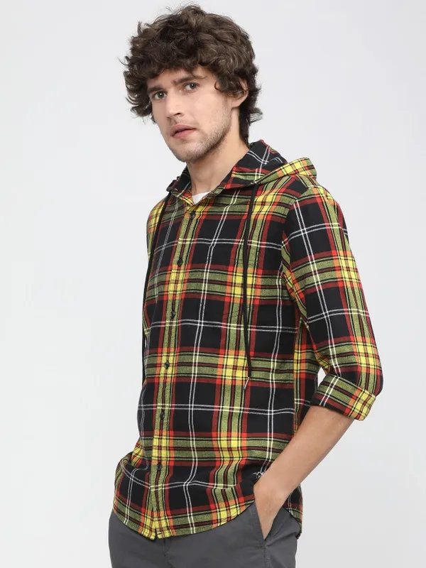  Highlander Men Black Checked Slim Fit Casual Shirts