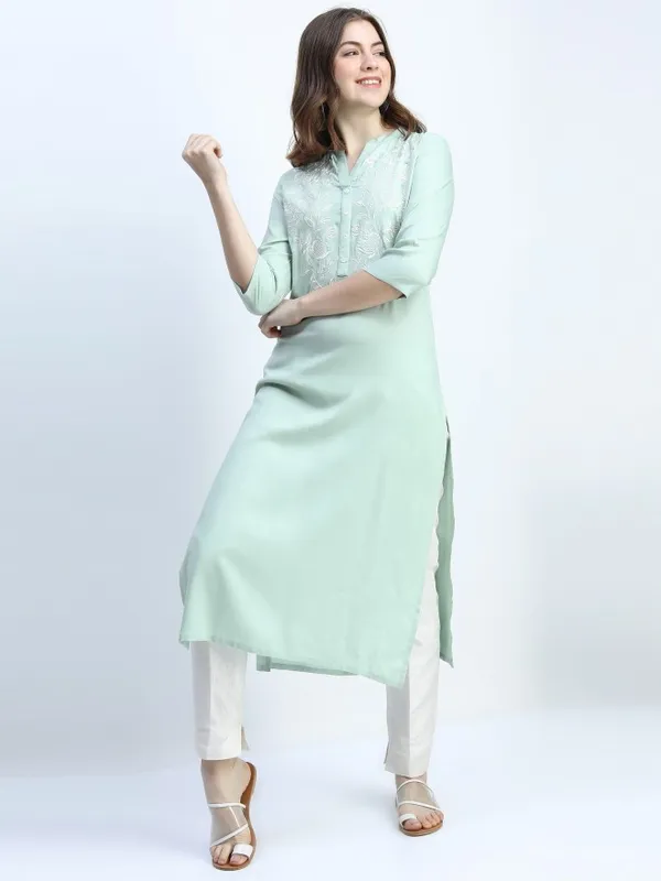  Vishudh Women Green Printed Straight Kurtas