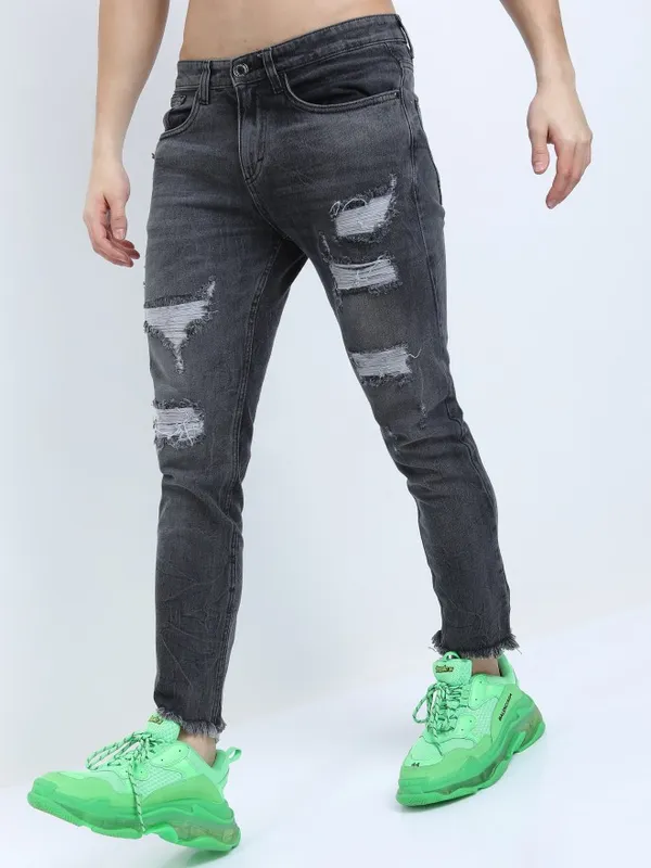  Highlander Men Grey Tapered Fit Highly Distressed Jeans