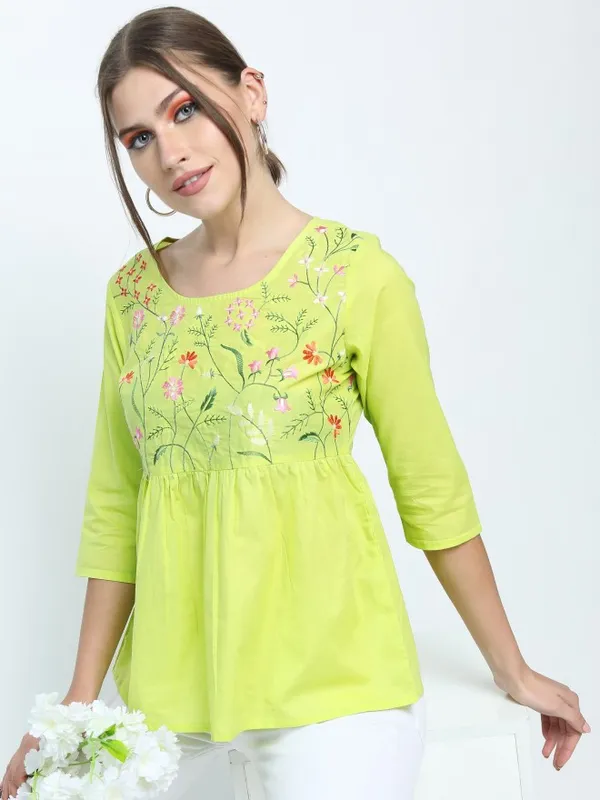  Vishudh Women Green Printed Regular Tops