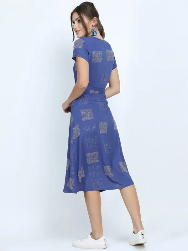  Vishudh Women Blue Printed A-Line Ethnic Dresses
