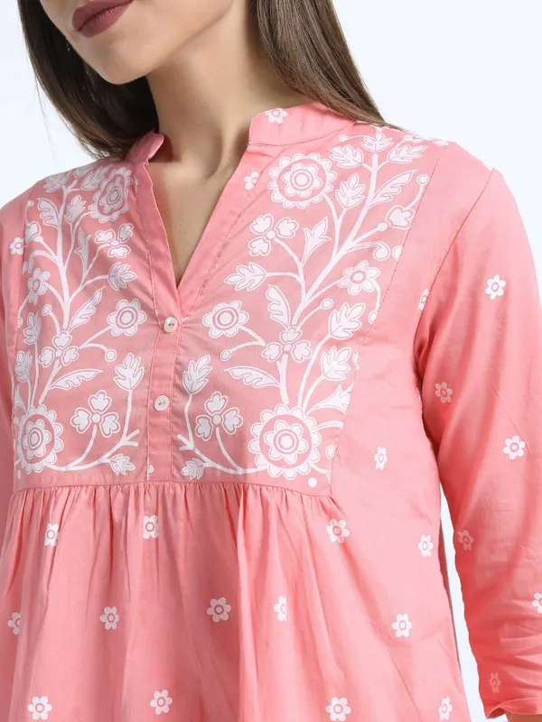  Vishudh Women Pink Checked Empire Tops
