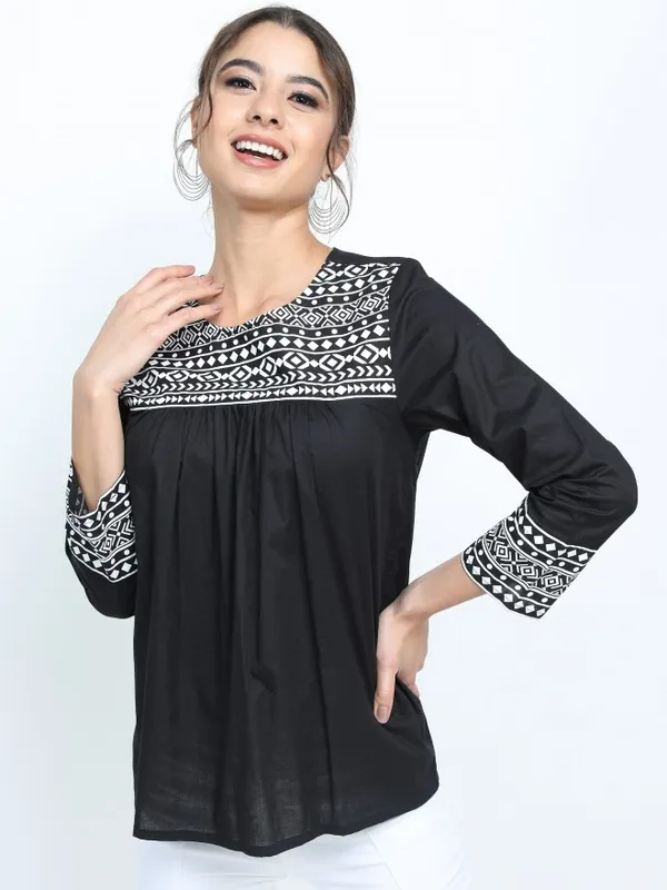  Vishudh Women Black Printed Regular Tops