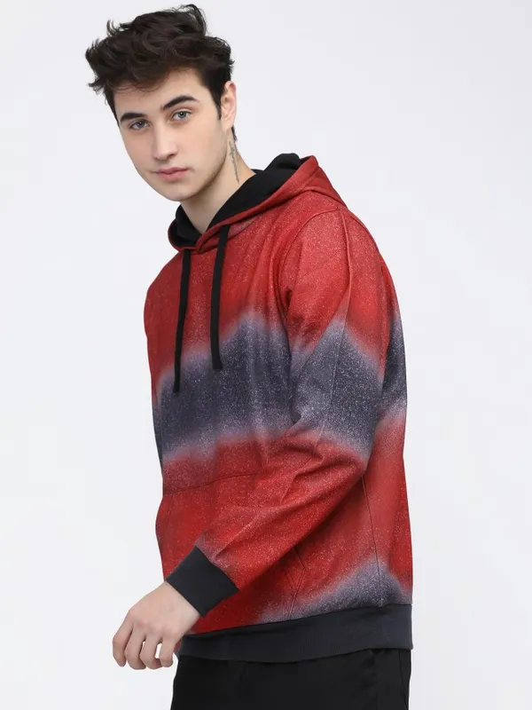 Men Colourblocked Hoodie Sweatshirt