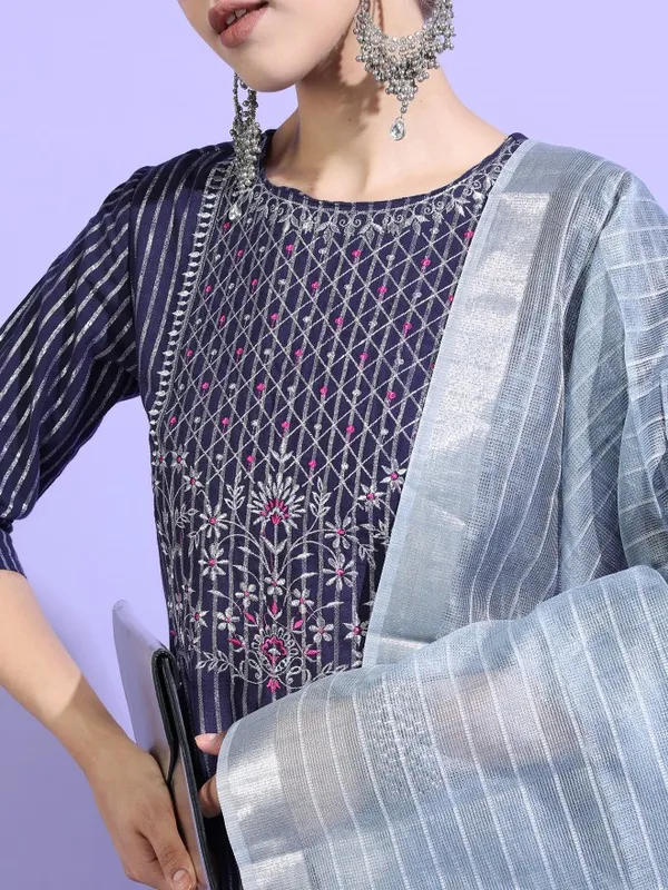  Vishudh Women Blue Striped Kurta Sets