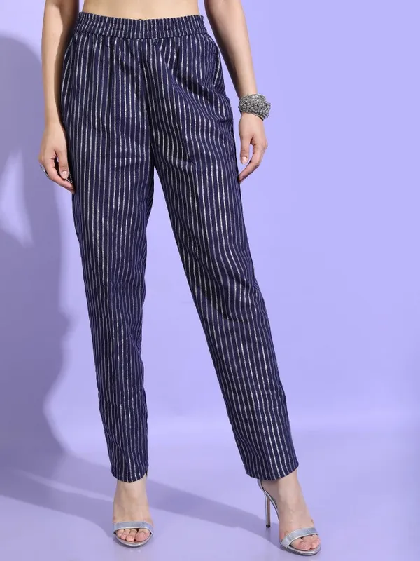  Vishudh Women Blue Striped Kurta Sets