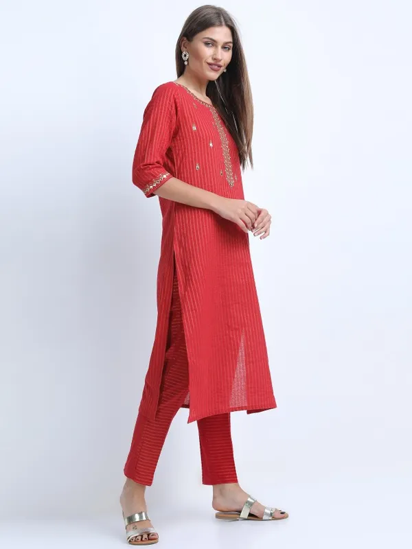  Vishudh Women Red Striped Kurta Sets