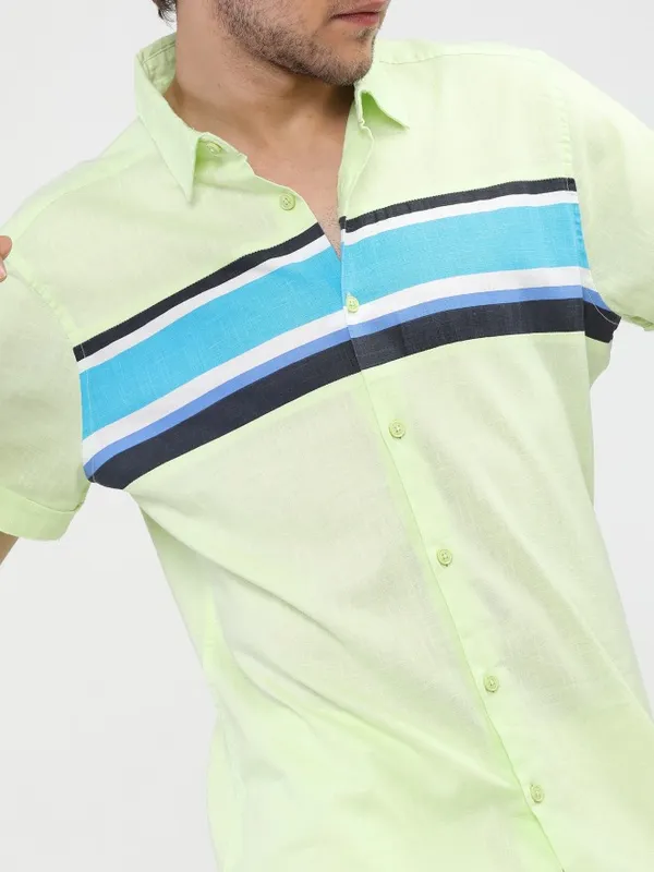  Ketch Men Green Colourblocked Slim Fit Casual Shirts