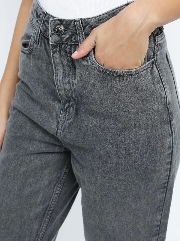 Women Mom Fit Jeans
