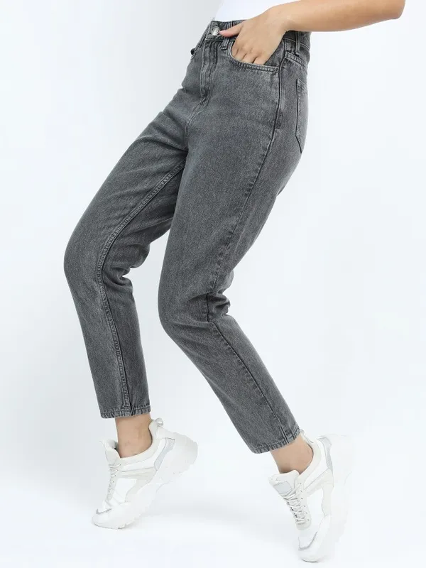 Women Mom Fit Jeans