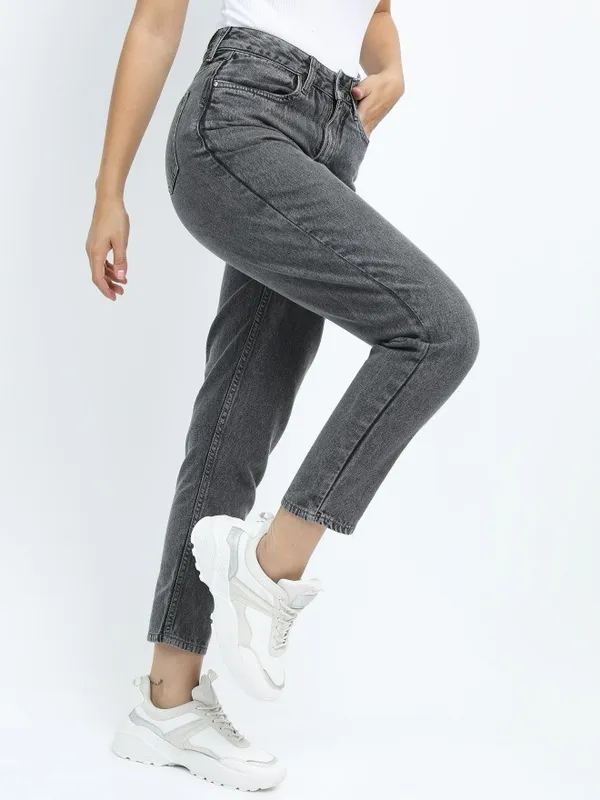 Women Mom Fit Jeans