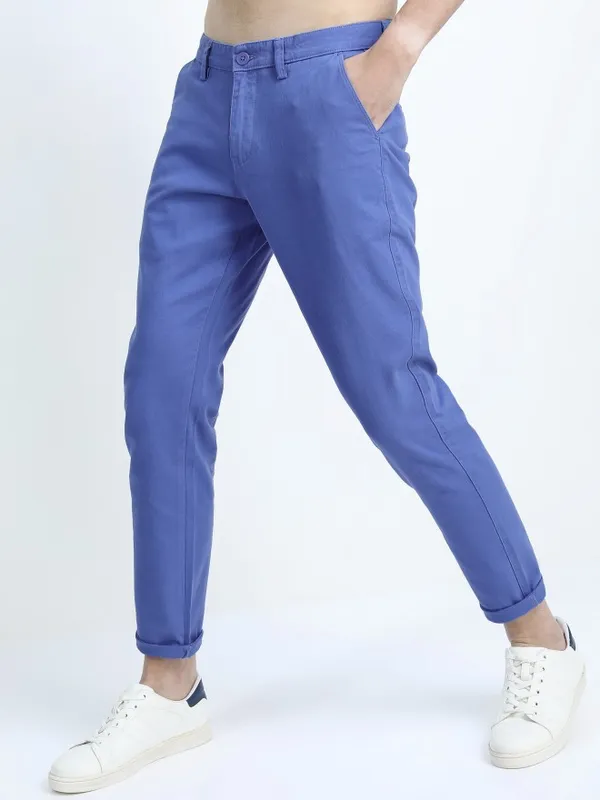  Highlander Men Blue Slim Fit Solid Casual Trousers