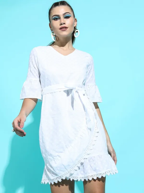  Tokyo Talkies Women White Solid Dresses