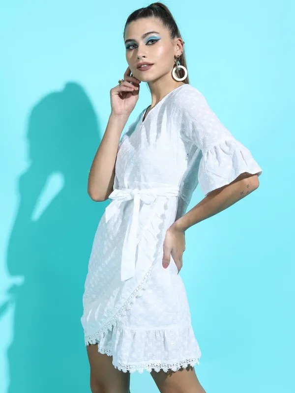  Tokyo Talkies Women White Solid Dresses