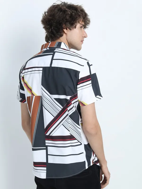 Men Slim Fit Casual Shirt