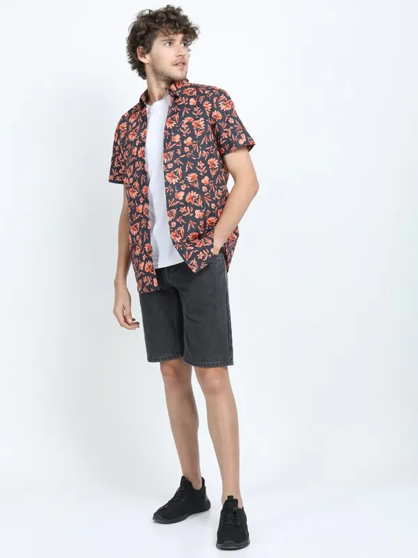 Highlander Mens Grey Slim Fit Printed Casual Shirt