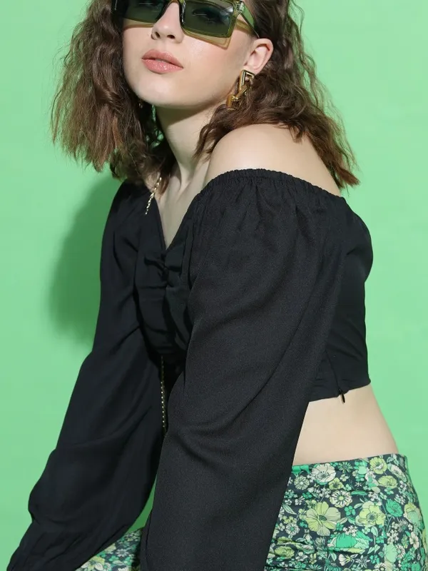  Tokyo Talkies Women Black Solid Regular Tops