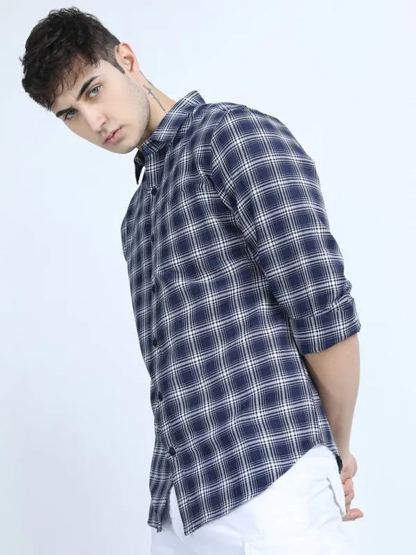  Ketch Men White Checked Slim Fit Casual Shirts