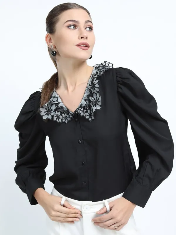  Tokyo Talkies Women Black Solid Regular Tops