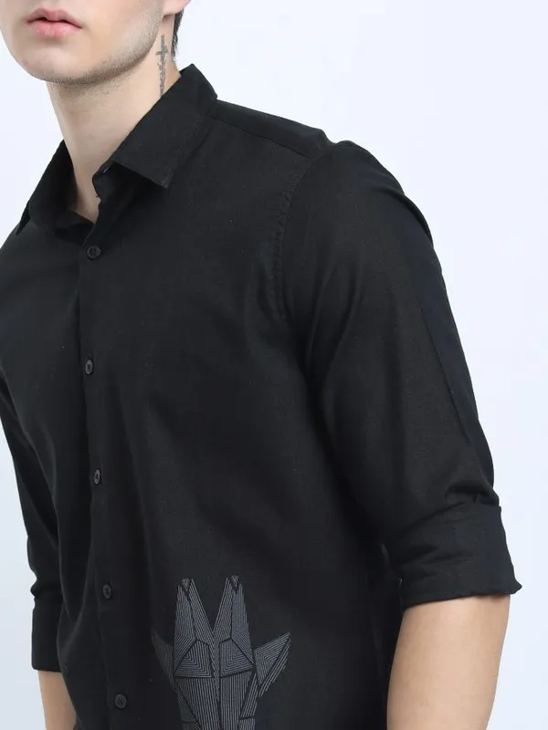  Ketch Men Black Printed Slim Fit Casual Shirts