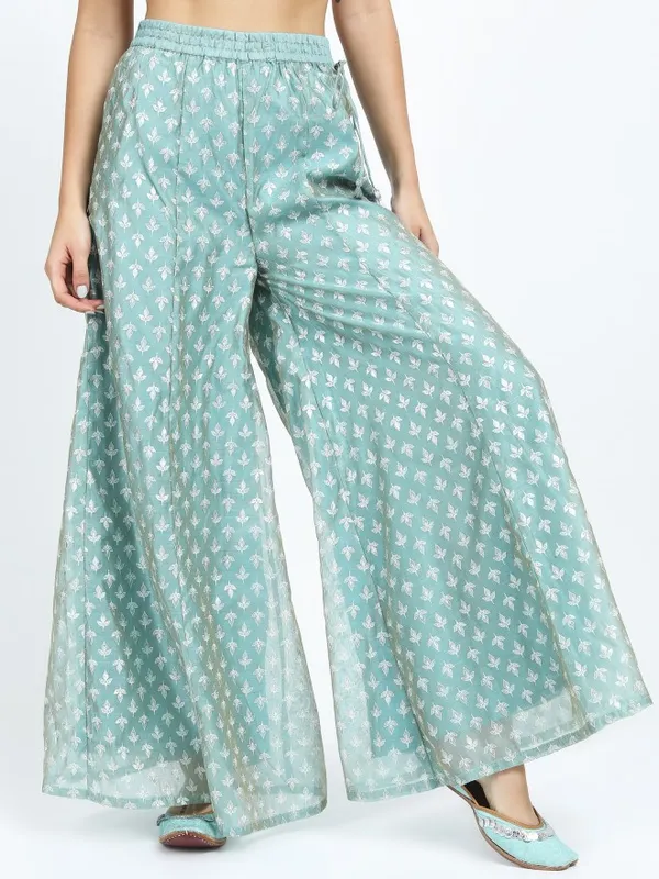  Vishudh Women Green Printed Kurta Sets