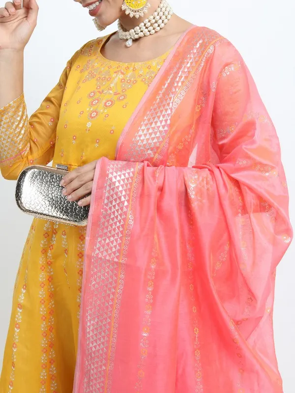 Vishudh Women Yellow Printed A-Line Ethnic Dresses