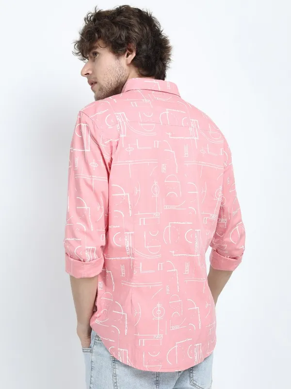  Highlander Men Pink Printed Slim Fit Casual Shirts