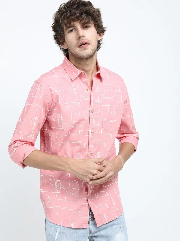  Highlander Men Pink Printed Slim Fit Casual Shirts