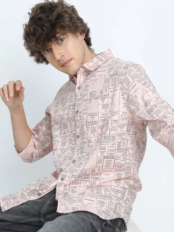  Highlander Men Pink Printed Slim Fit Casual Shirts