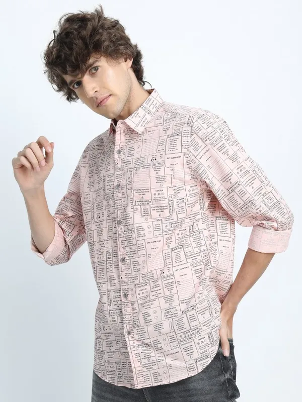  Highlander Men Pink Printed Slim Fit Casual Shirts