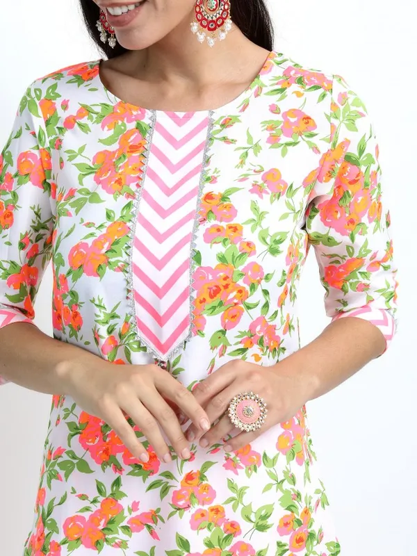 Vishudh Women Off White Printed Kurta Sets