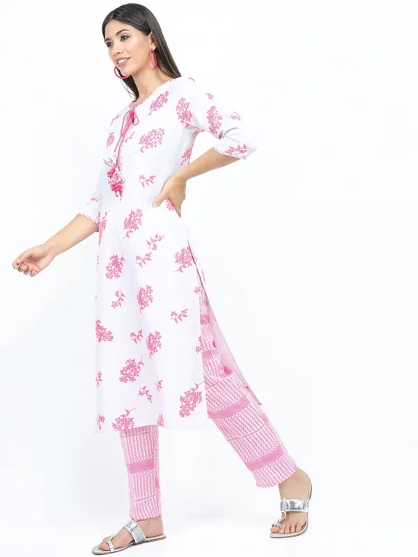 Vishudh Women Grey Printed Kurta Sets