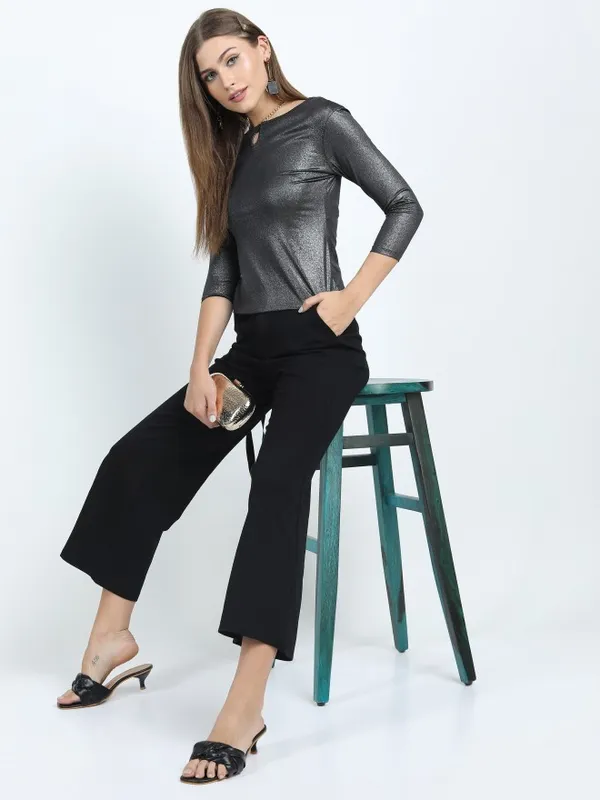 Solid Fitted Top
