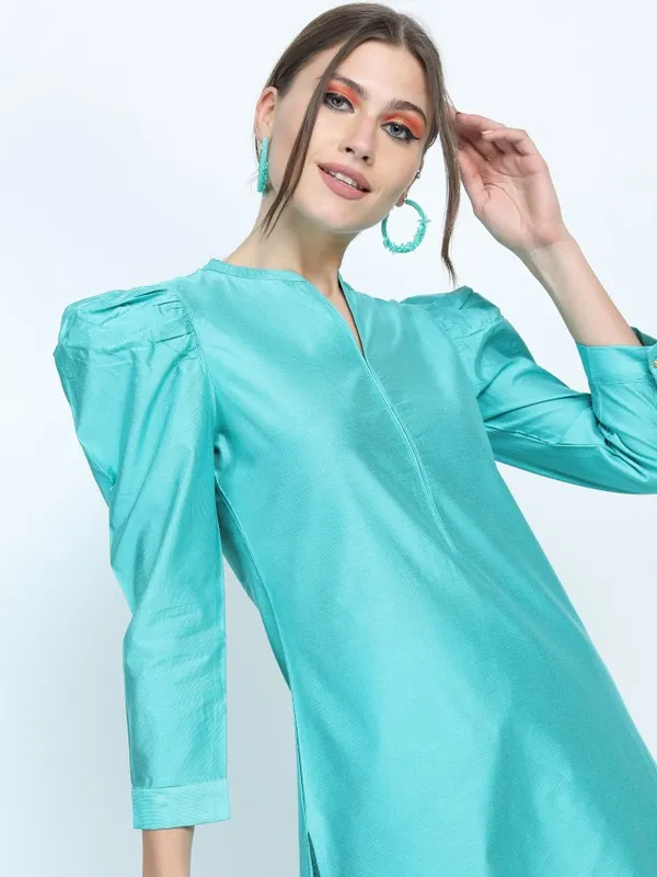  Vishudh Women Turquoise Printed Kurta Sets