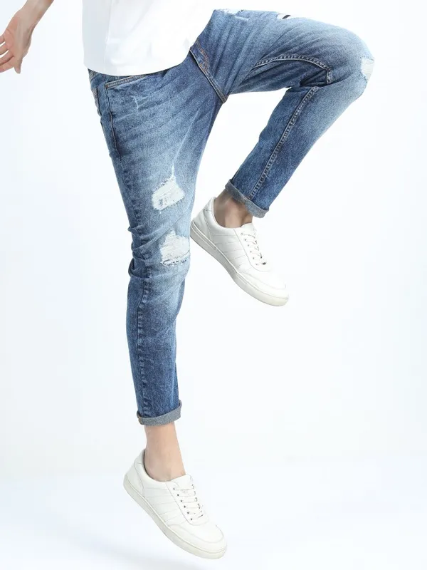 Men Tapered Fit Jeans