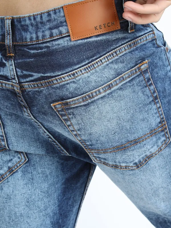 Men Tapered Fit Jeans