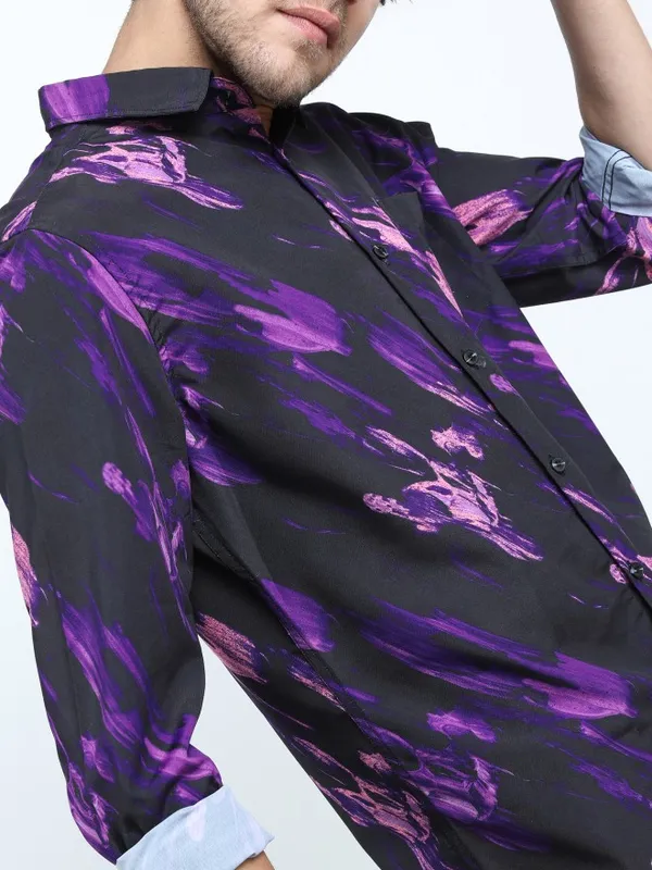 Men Slim Fit Casual Shirt