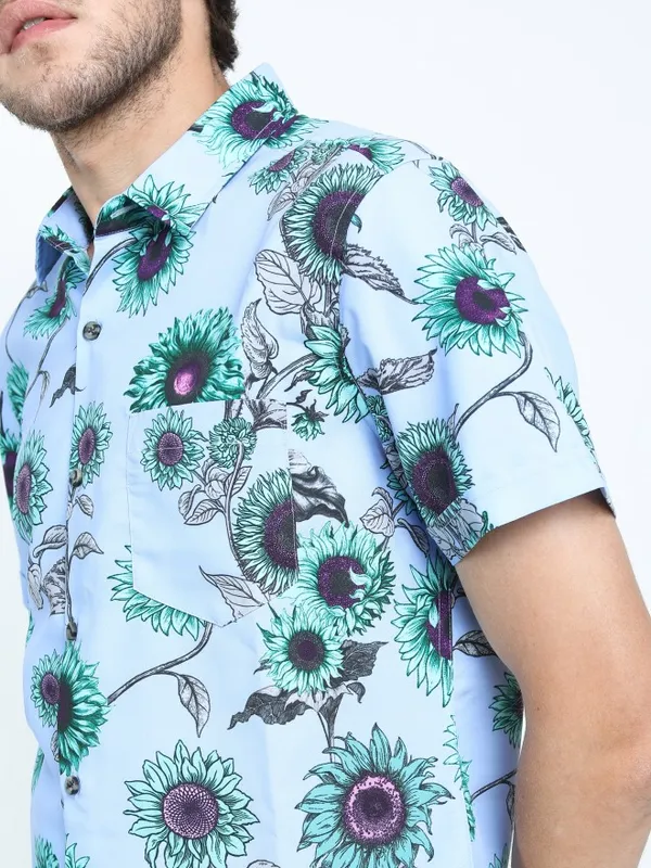  Locomotive Men Blue Printed Slim Fit Casual Shirts