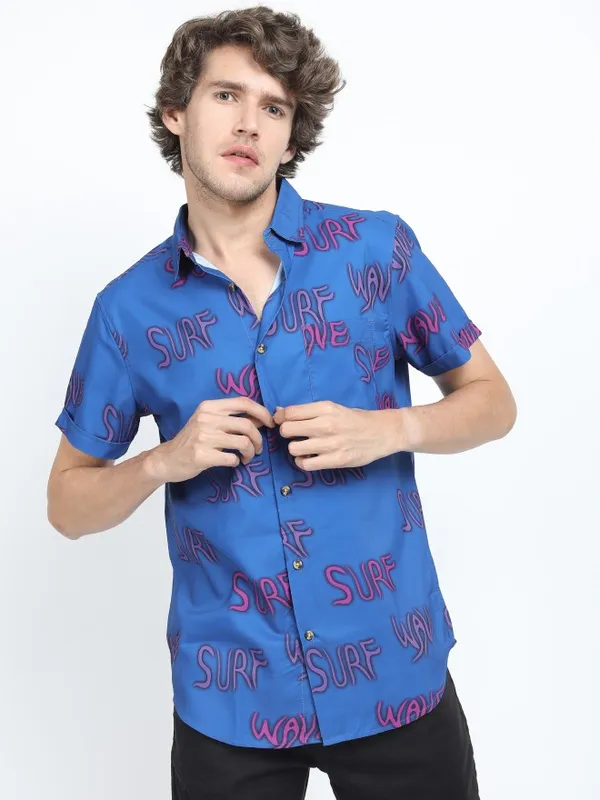  Locomotive Men Blue Printed Slim Fit Casual Shirts