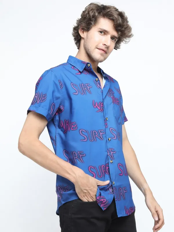  Locomotive Men Blue Printed Slim Fit Casual Shirts