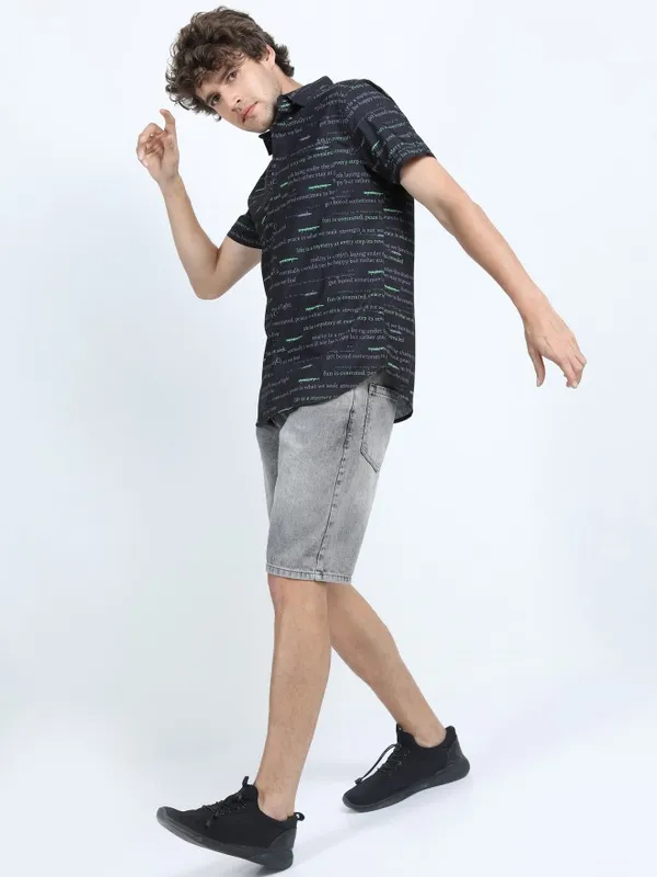  Locomotive Men Black Printed Slim Fit Casual Shirts