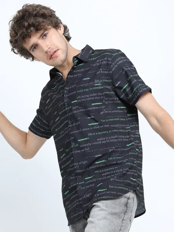  Locomotive Men Black Printed Slim Fit Casual Shirts