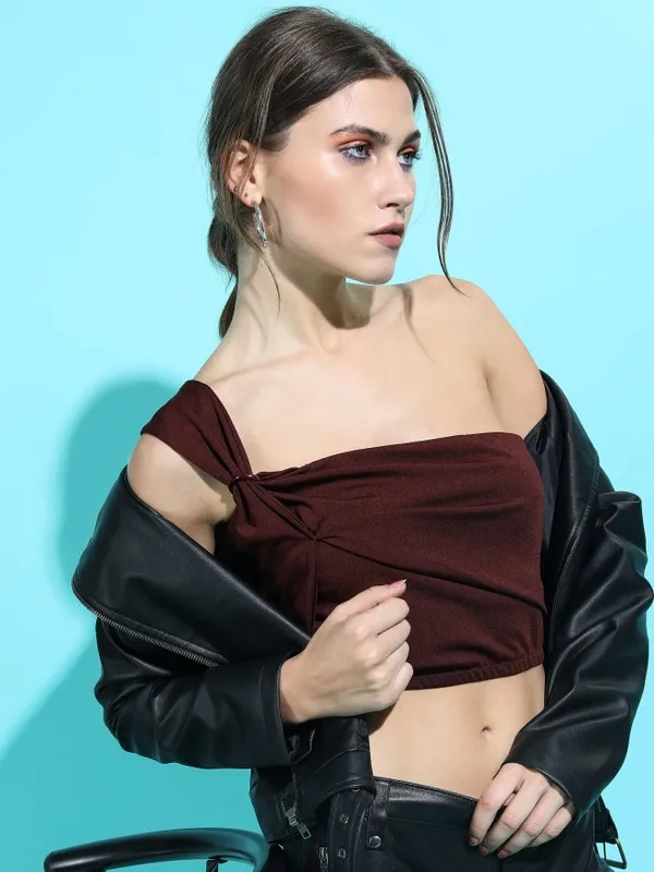  Tokyo Talkies Women Maroon Solid Regular Tops