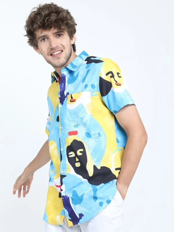  Highlander Men Multi Printed Slim Fit Casual Shirts