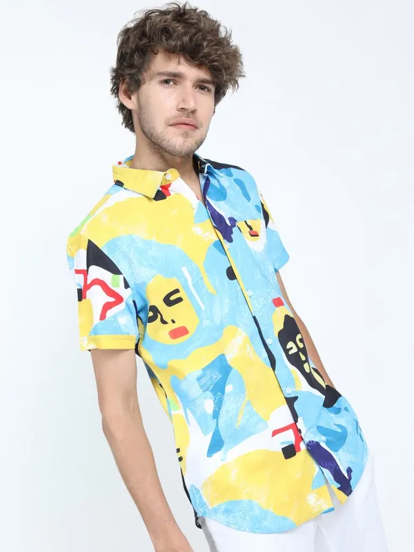  Highlander Men Multi Printed Slim Fit Casual Shirts
