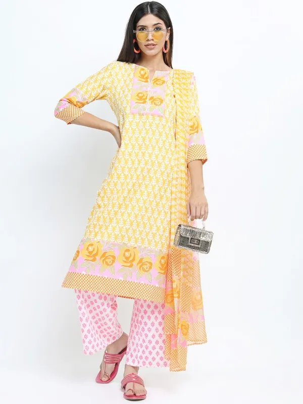  Vishudh Women Mustard Printed Kurta Sets