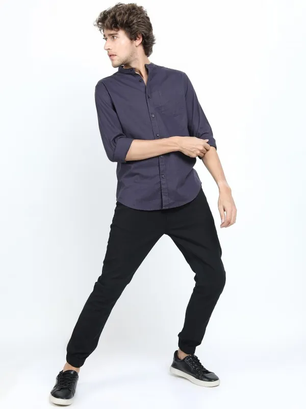  Ketch Men Grey Solid Slim Fit Casual Shirts