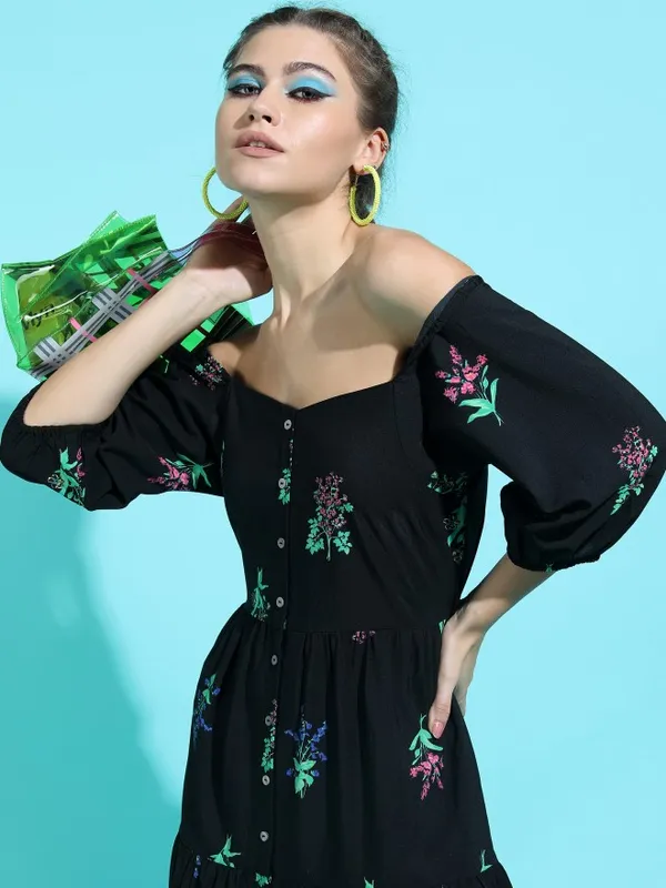 Tokyo Talkies Women Black Solid A-Line Dresses