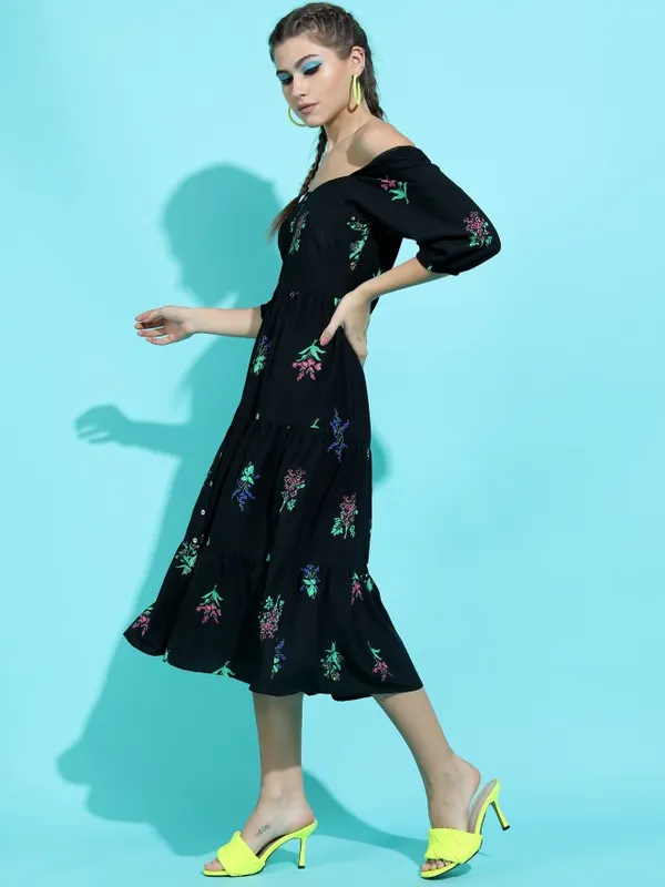  Tokyo Talkies Women Black Solid A-Line Dresses