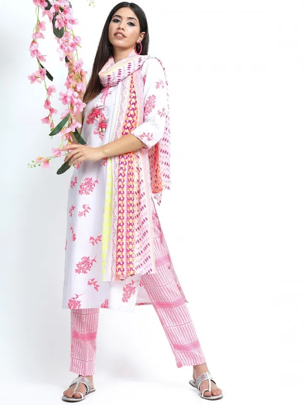  Vishudh Women Grey Printed Kurta Sets